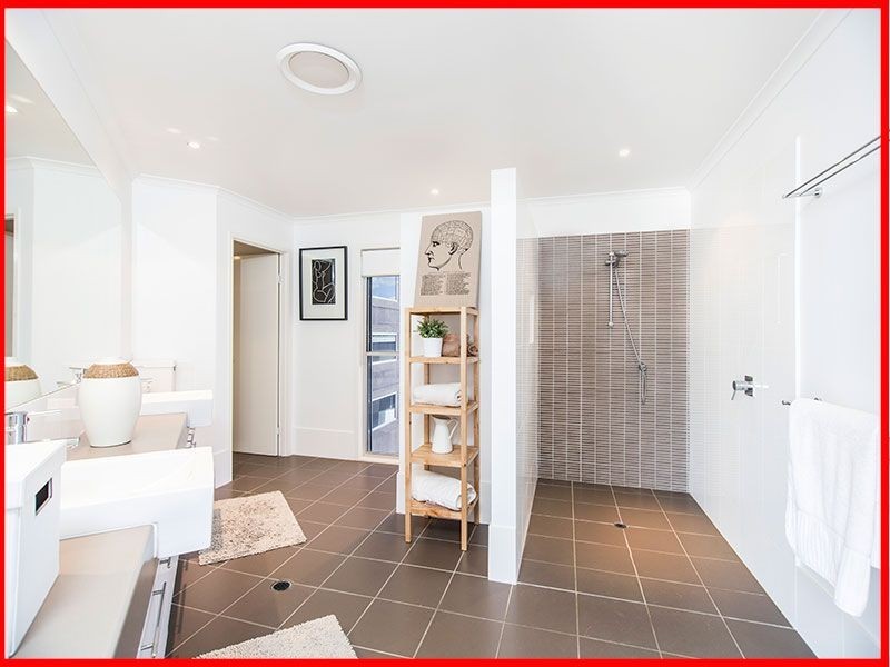 35 Tullylease Place, Chermside West QLD 4032