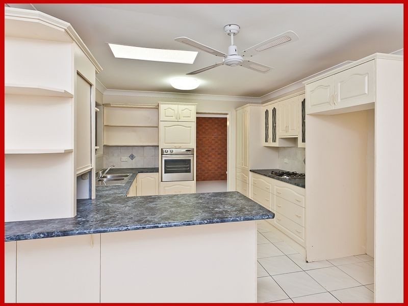 6 Lewes Court, Albany Creek QLD 4035