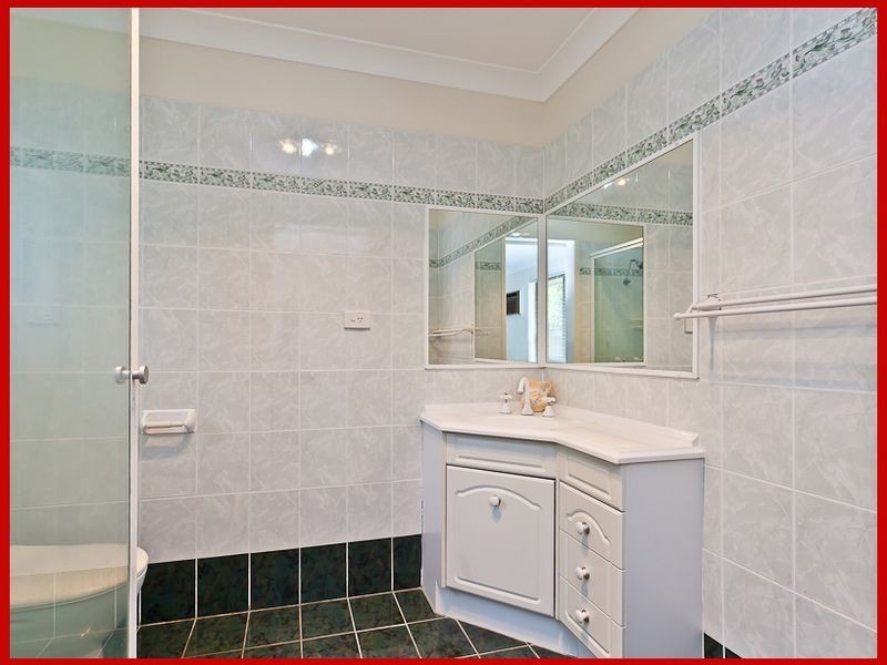 6 Lewes Court, Albany Creek QLD 4035