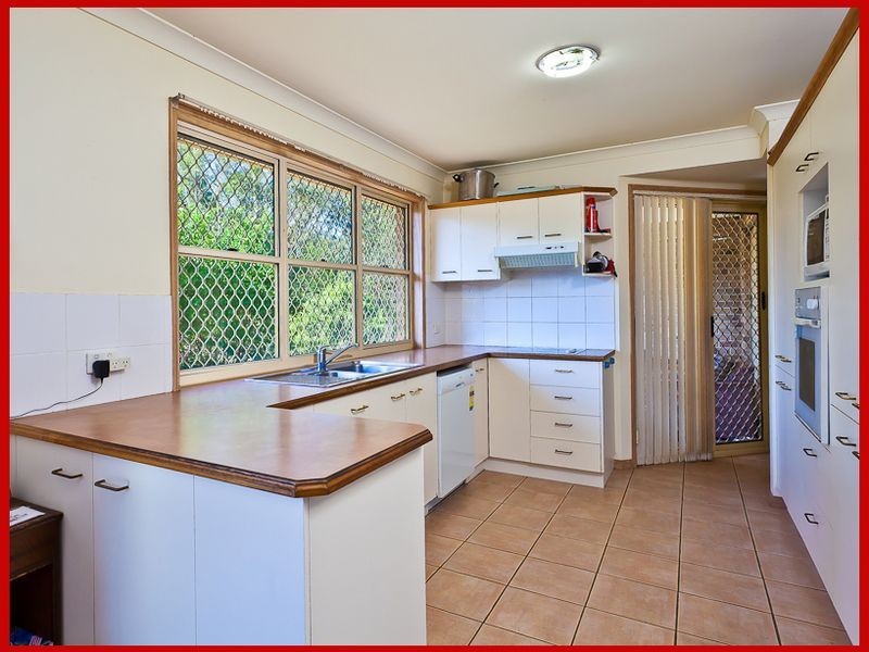 6 Clyde Court, Ferny Grove QLD 4055