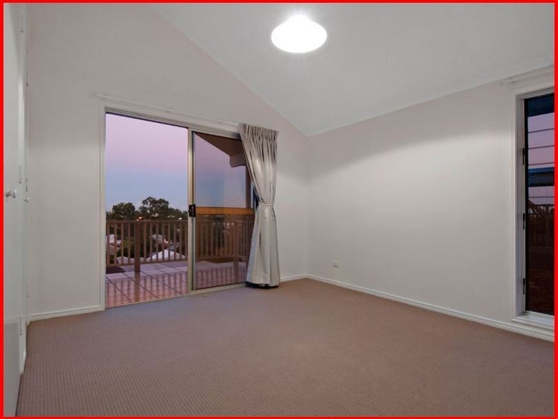 30 Ballinderry Street, Everton Park QLD 4053