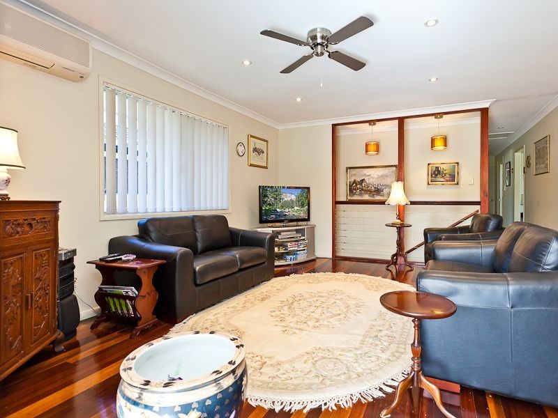 1 Mayleen Street, Clontarf QLD 4019