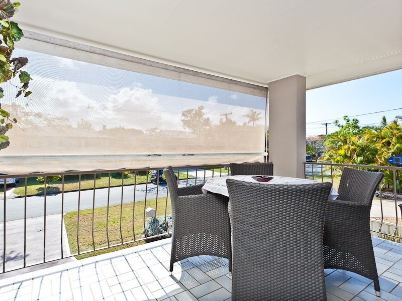 1 Mayleen Street, Clontarf QLD 4019