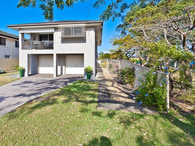 1 Mayleen Street, Clontarf QLD 4019