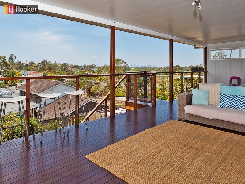 325 Dawson Parade, Arana Hills QLD 4054