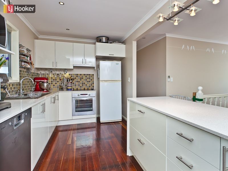 325 Dawson Parade, Arana Hills QLD 4054