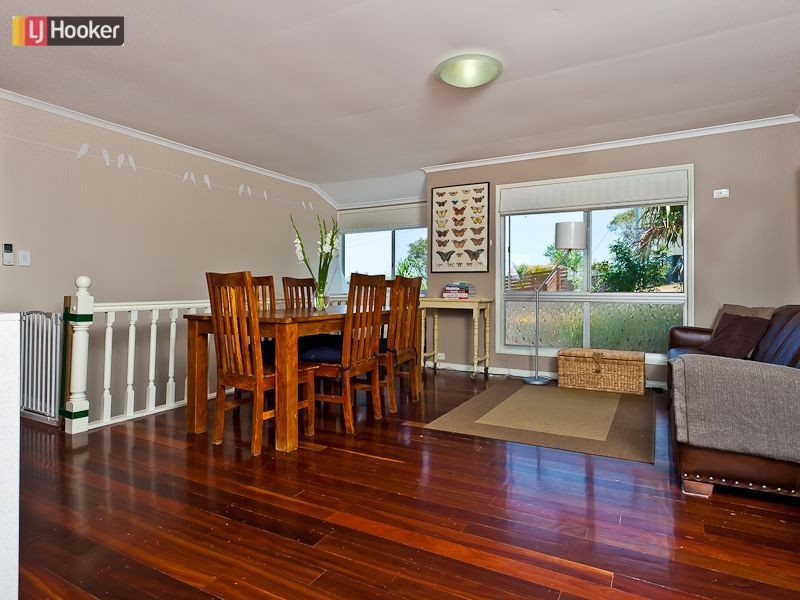 325 Dawson Parade, Arana Hills QLD 4054