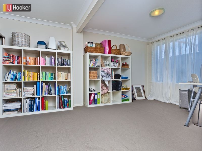 325 Dawson Parade, Arana Hills QLD 4054