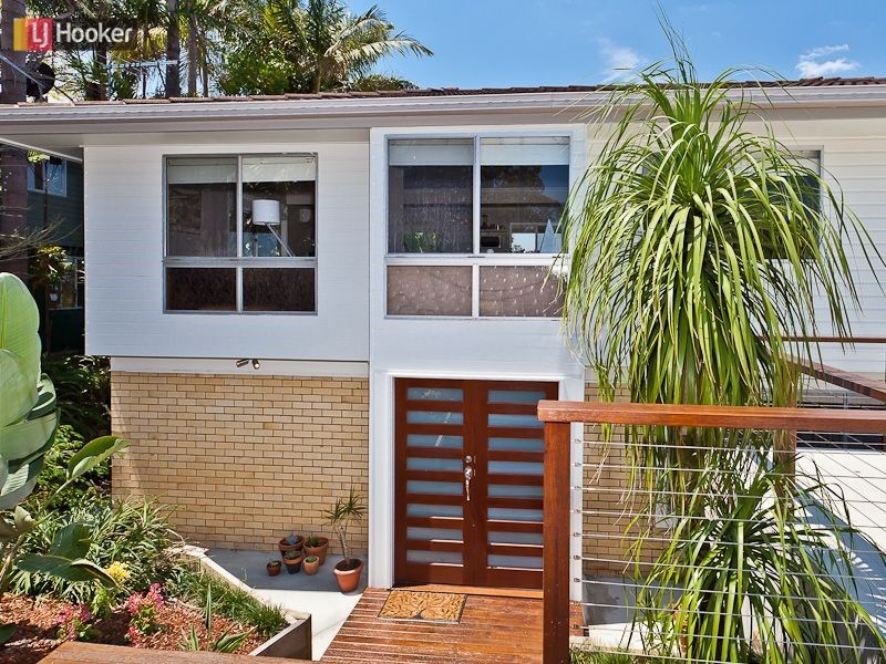 325 Dawson Parade, Arana Hills QLD 4054