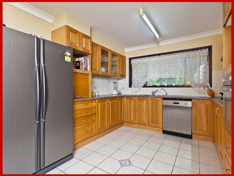 6 Parton Street, Stafford Heights QLD 4053