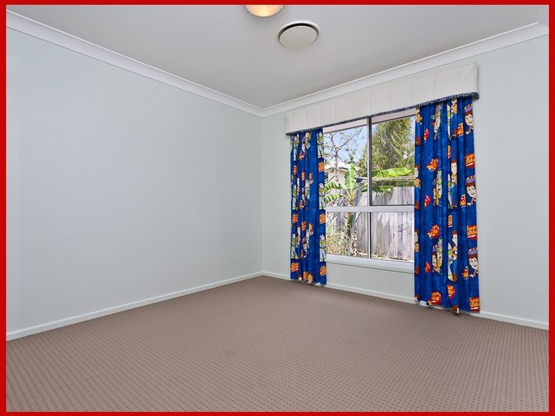 8 Speilberg Street, Mcdowall QLD 4053