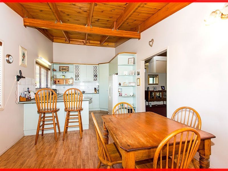 7 Sharon Court, Albany Creek QLD 4035