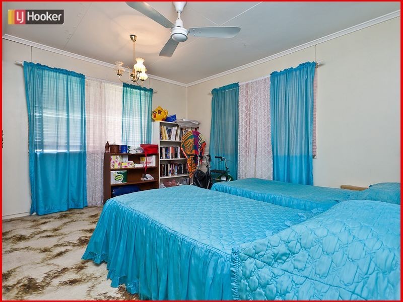 25 Braidwood Street, Everton Park QLD 4053