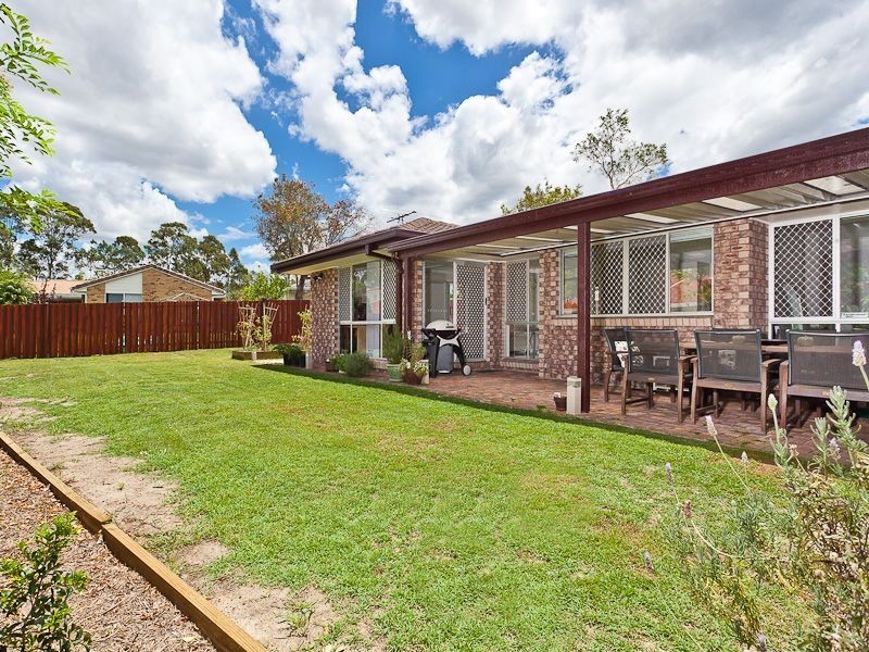 4 Ustinov Crescent, Mcdowall QLD 4053