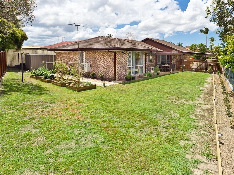 4 Ustinov Crescent, Mcdowall QLD 4053