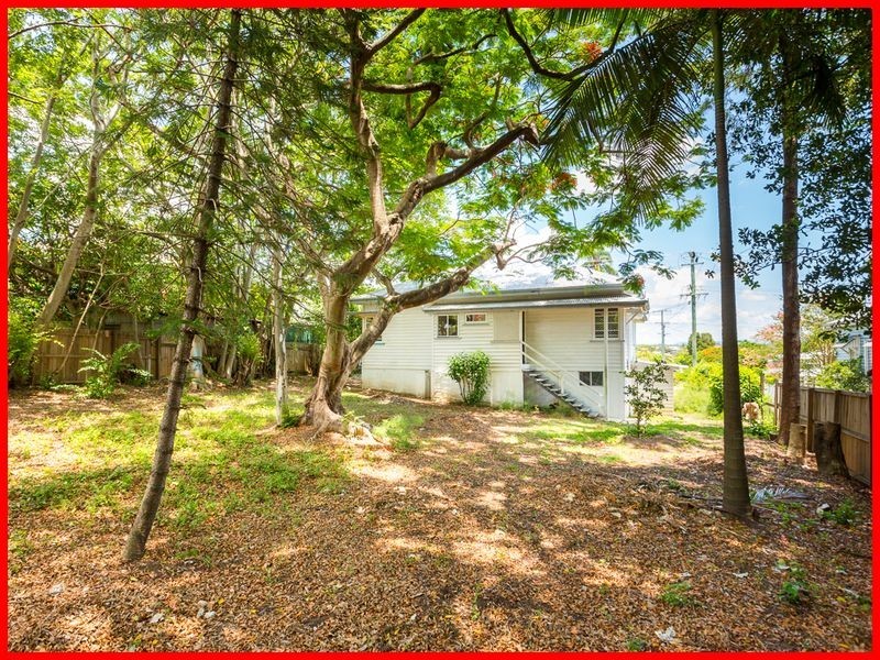 203 Shaw Road, Wavell Heights QLD 4012