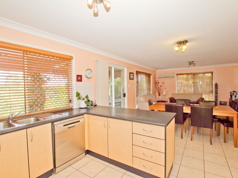 32 Lancewood Drive, Albany Creek QLD 4035