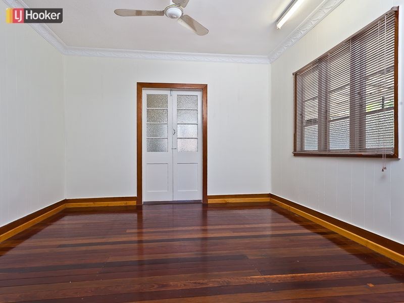 2 Eastbourne Street, Chermside West QLD 4032