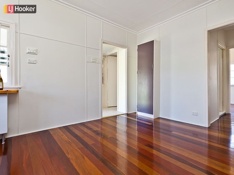 2 Eastbourne Street, Chermside West QLD 4032