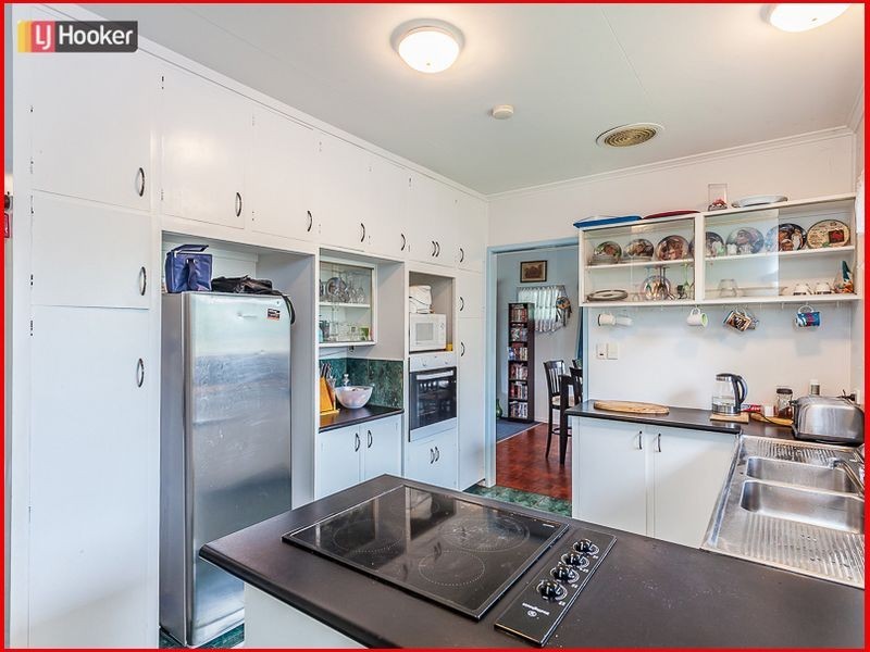 5 Glenlee Street, Arana Hills QLD 4054