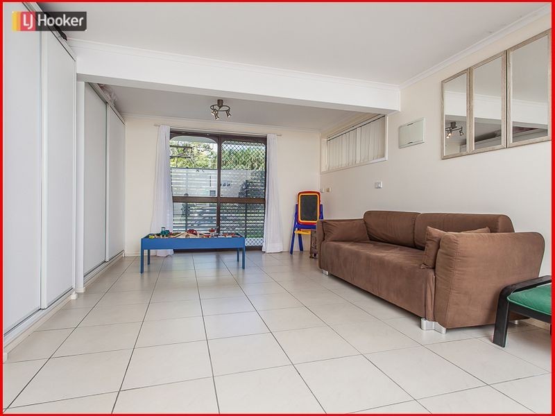 8 Seberg Street, Mcdowall QLD 4053