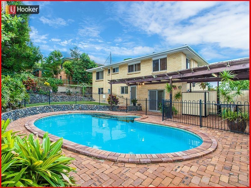 10 Heysen Street, Everton Park QLD 4053