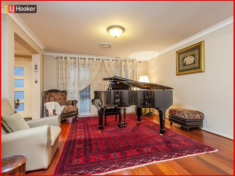 49 Raynbird Place, Carseldine QLD 4034