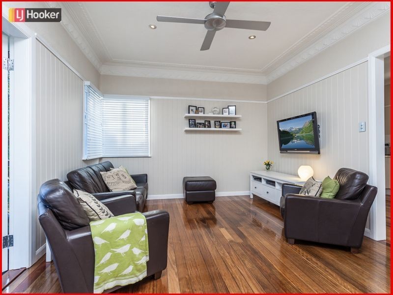 15 Meston Street, Mitchelton QLD 4053