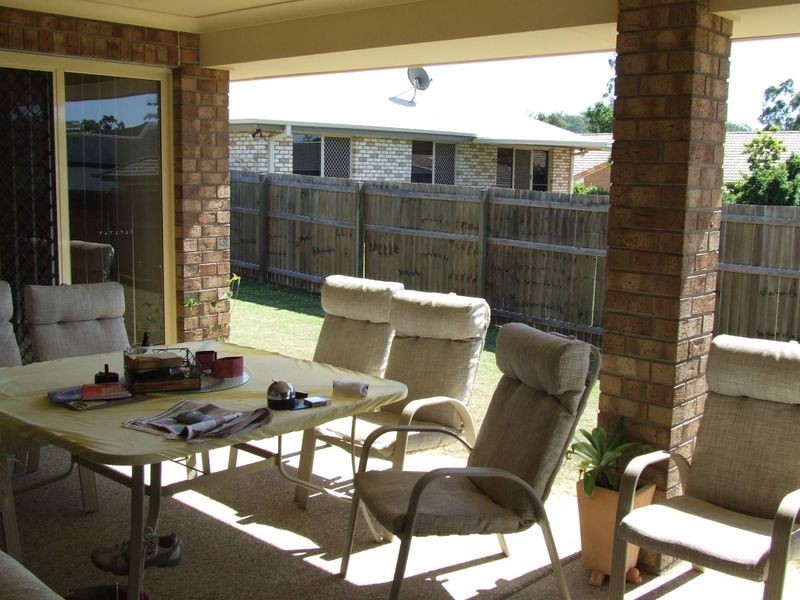 6 Woodswallow Place, Bellbowrie QLD 4070