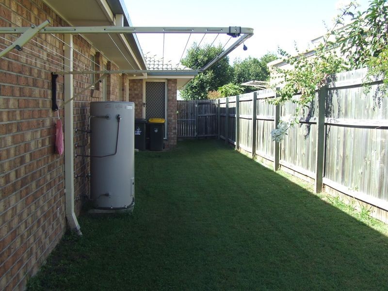 6 Woodswallow Place, Bellbowrie QLD 4070