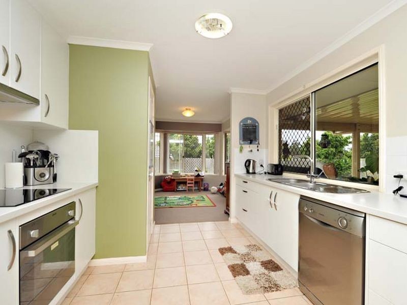 Eatons Hill QLD 4037