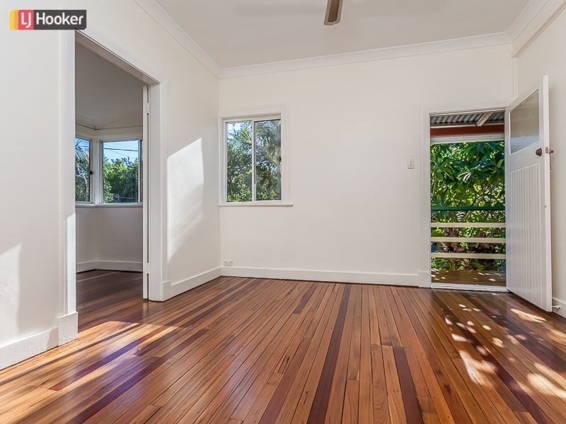 1 Warren Lane, Everton Park QLD 4053