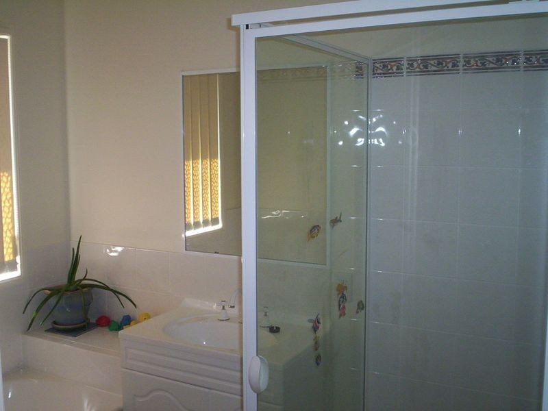 North Lakes QLD 4509