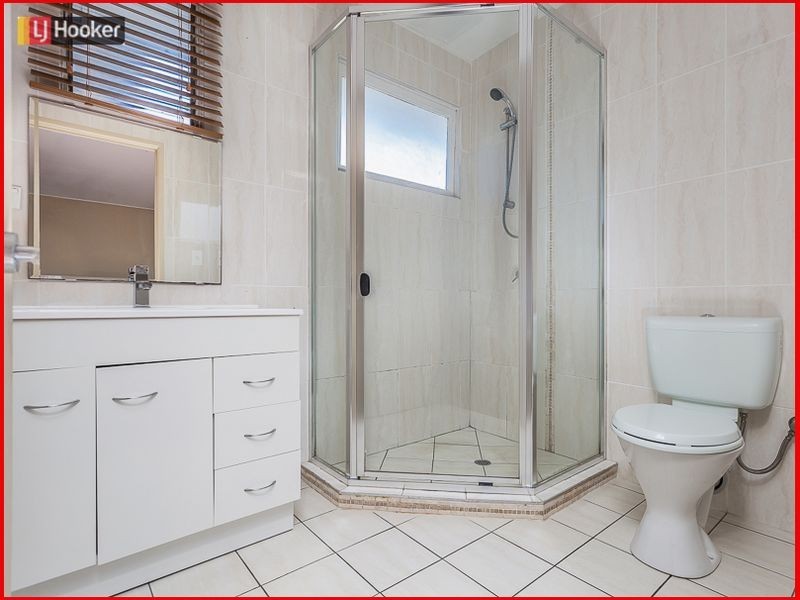 66 Pullen Rd, Everton Park QLD 4053