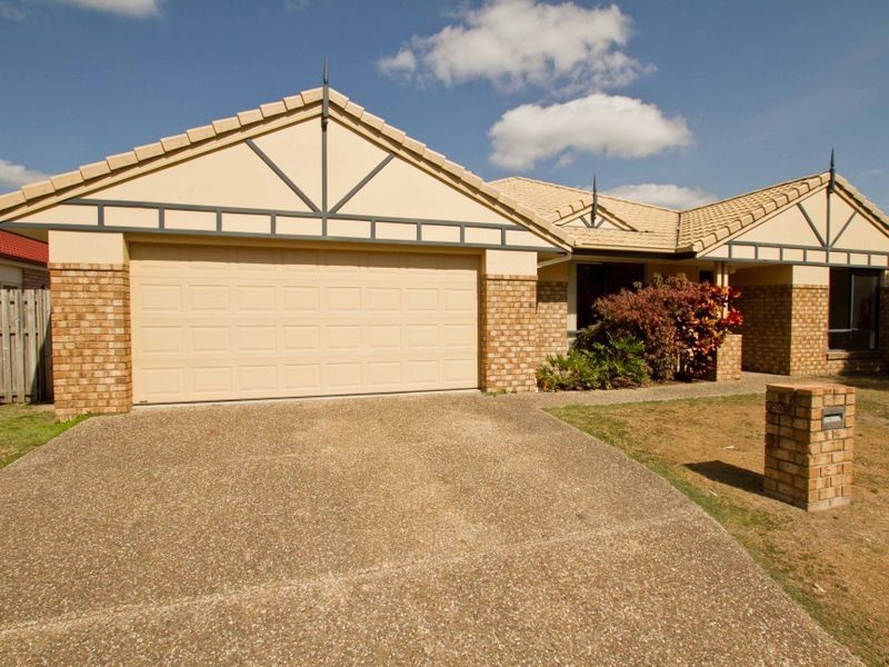 19 Whitfield Crescent, North Lakes QLD 4509