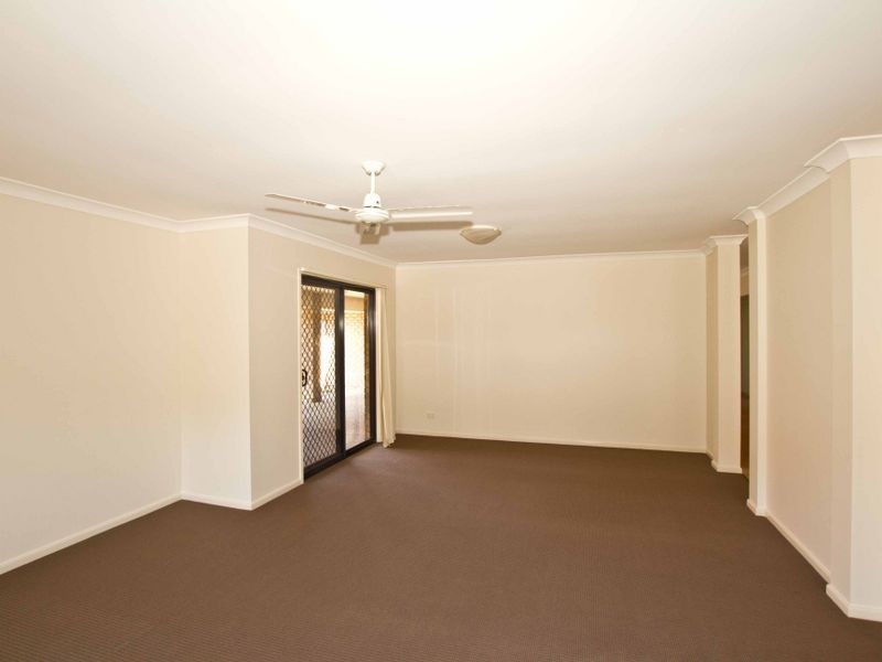 19 Whitfield Crescent, North Lakes QLD 4509