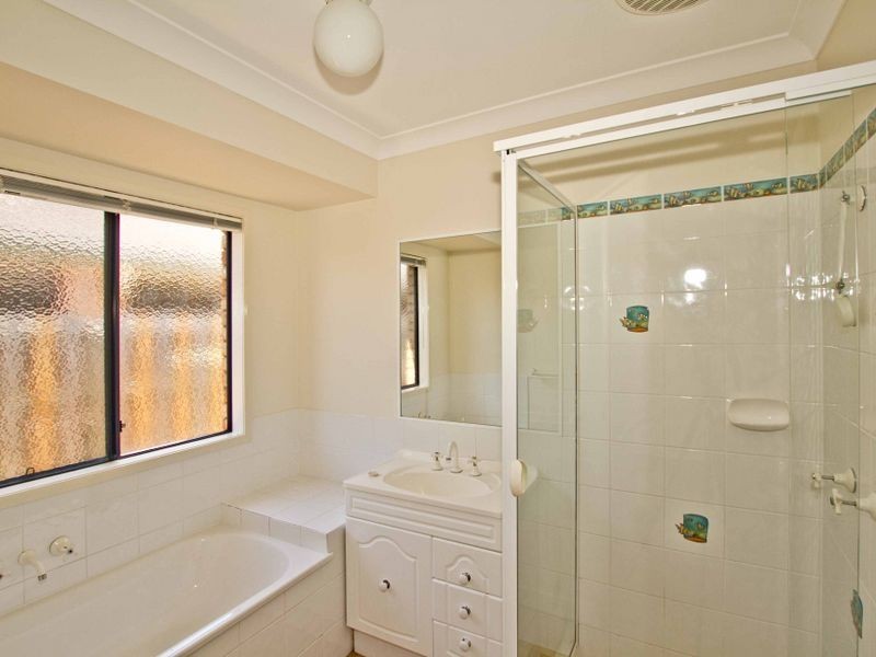 19 Whitfield Crescent, North Lakes QLD 4509