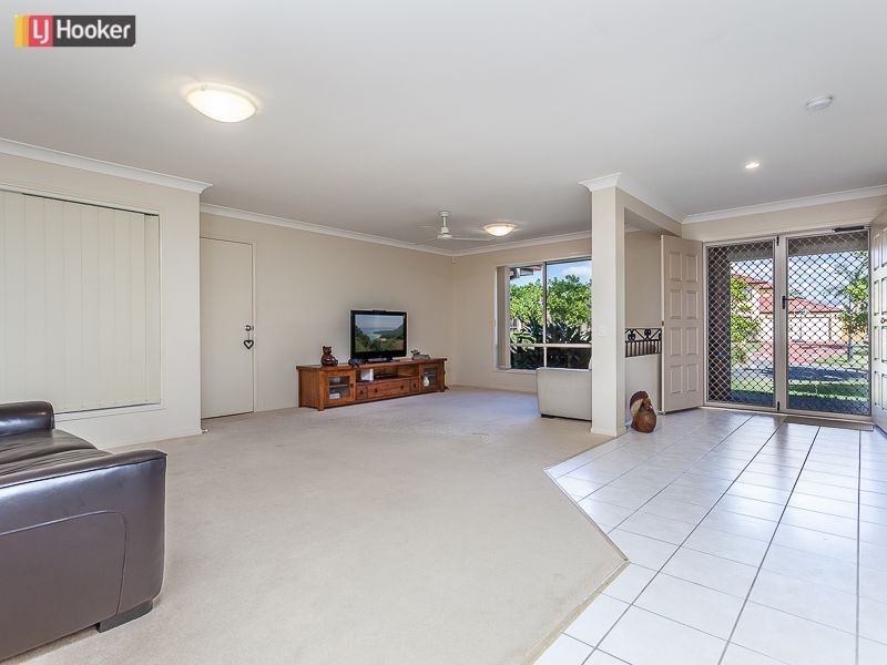 8 Malanda Court, North Lakes QLD 4509