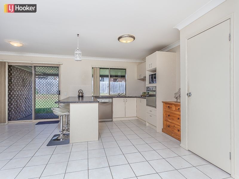 8 Malanda Court, North Lakes QLD 4509