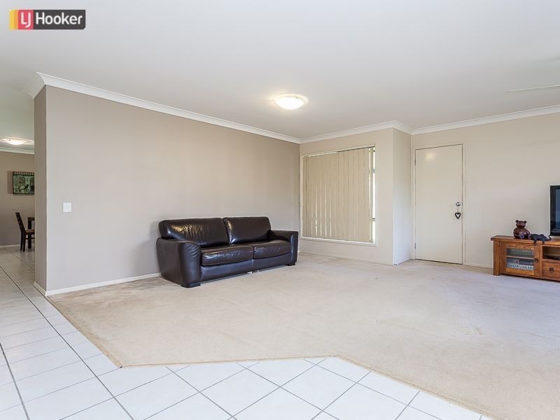 8 Malanda Court, North Lakes QLD 4509