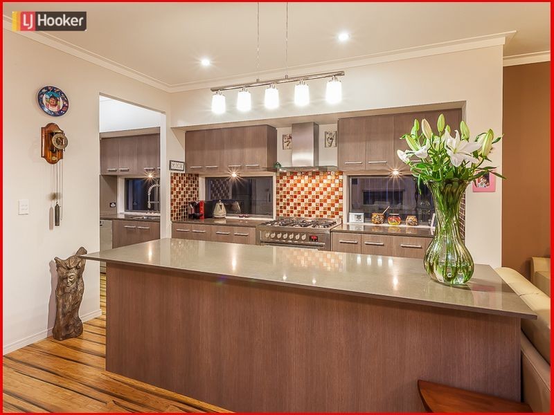 32 Pleystowe Crescent, Hendra QLD 4011