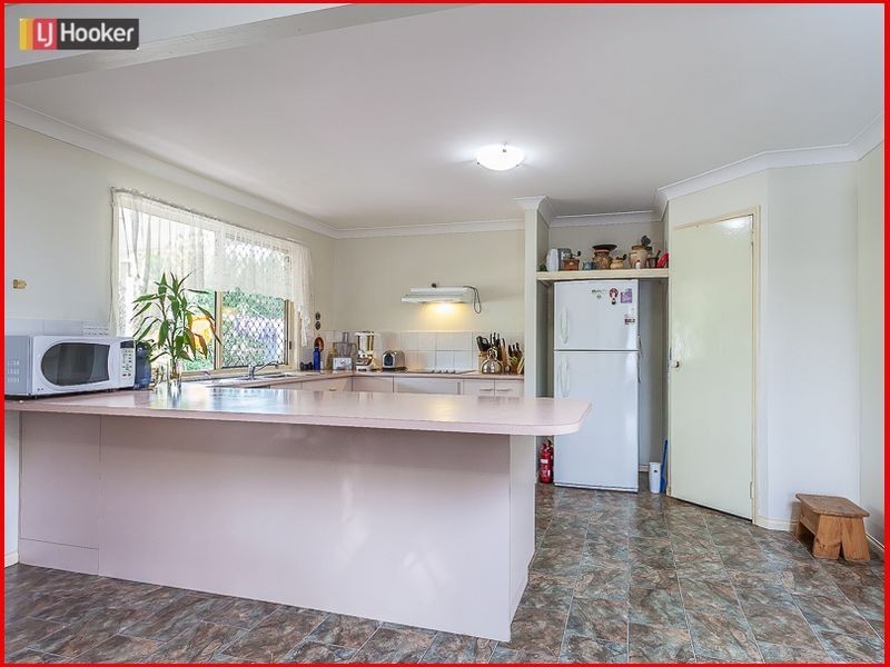 17 Wyncroft Street, Holland Park QLD 4121