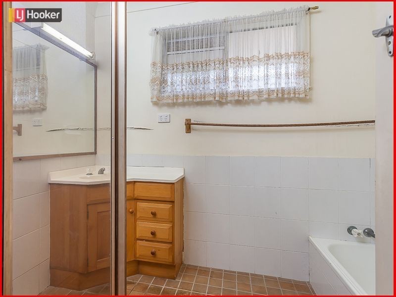 3 Tarcoola Avenue, Ferny Hills QLD 4055