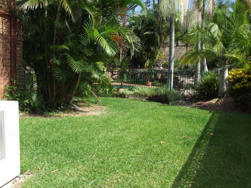 11 Delvin Court, Arana Hills QLD 4054