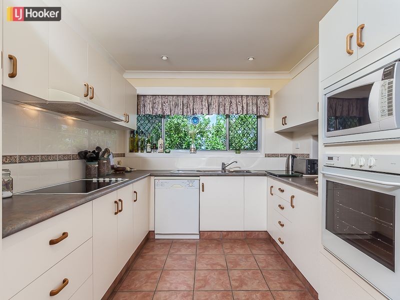 17 Sim Street, Everton Park QLD 4053