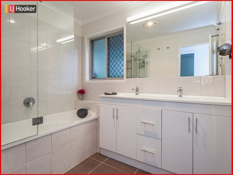 11 Longford Street, Everton Hills QLD 4053