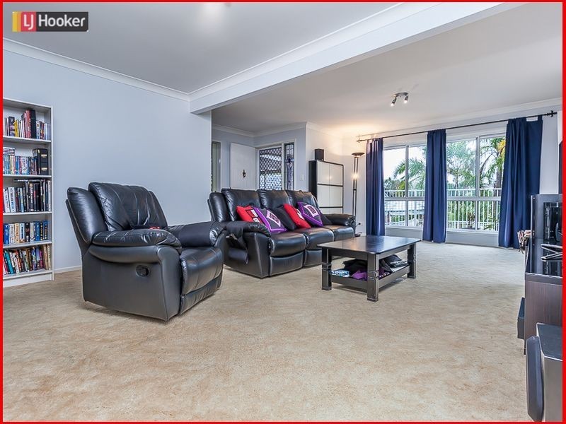 24 Tetragona Drive, Arana Hills QLD 4054