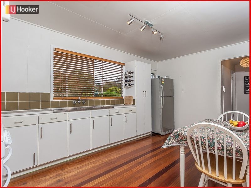 11 Bringelly Street, Arana Hills QLD 4054