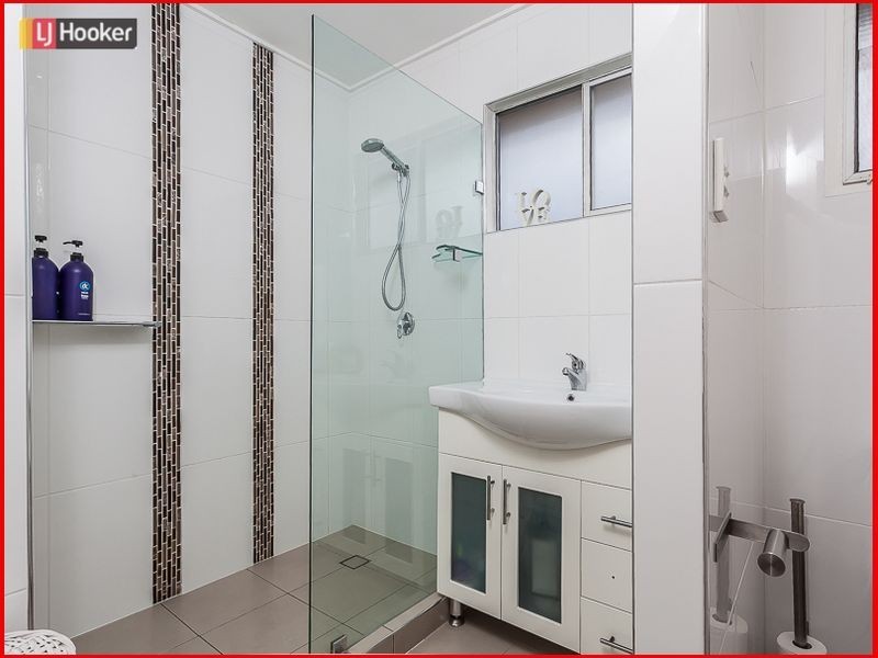 11 Bringelly Street, Arana Hills QLD 4054