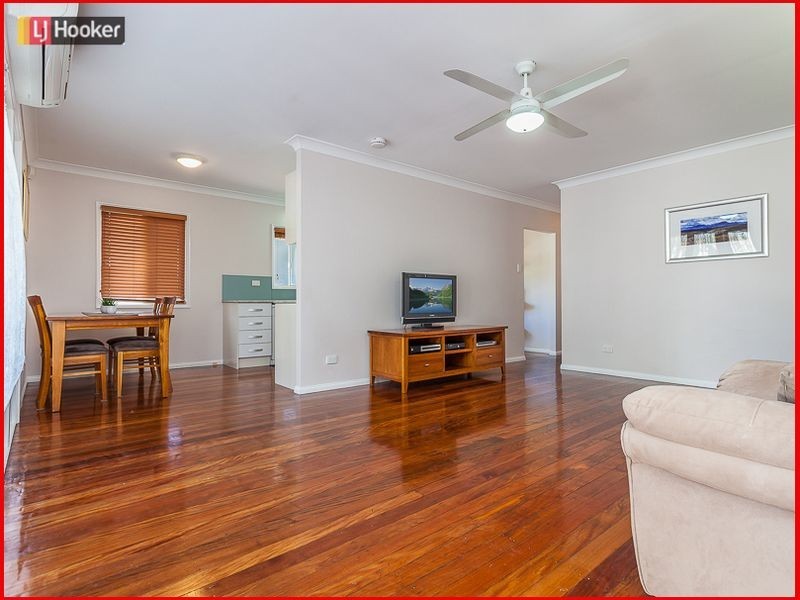 26 Lomatia Street, Everton Hills QLD 4053